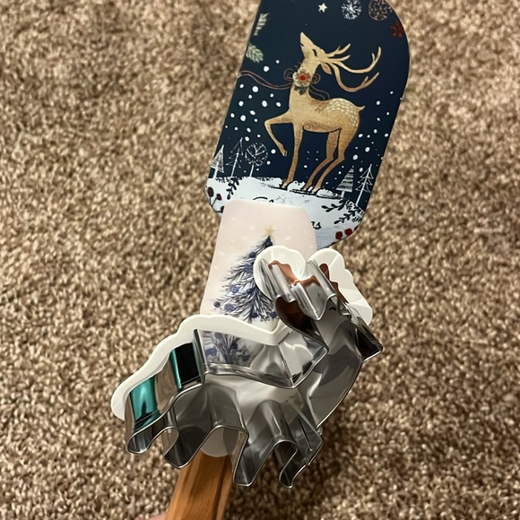 Holiday Kitcheware - Picture 4 of 4